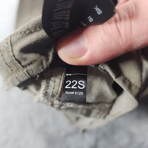 Kuhl Ramblr Shorts Mens 40 Beige Cargo Canvas Stretch Outdoor Hiking Travel - Picture 5 of 16